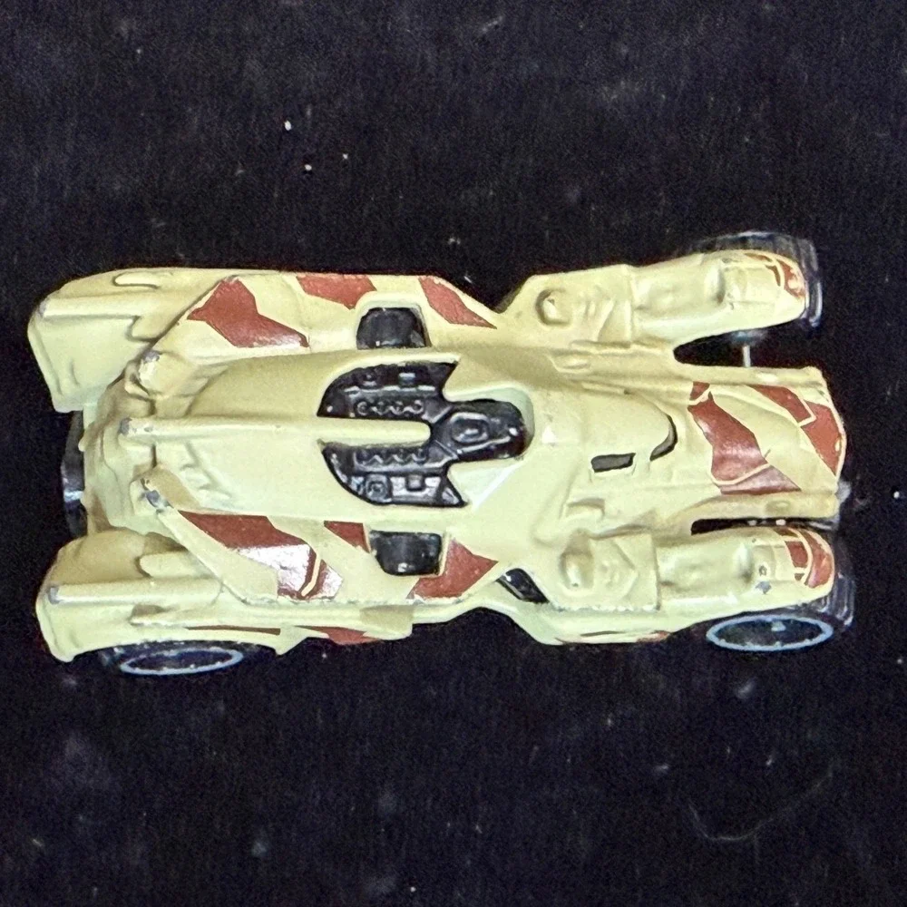 Hot Wheels-Drone Duty Rescue & Batman Arkham Knight Batmobile Camo Diecast Lot
